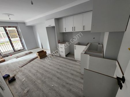 Karaca'dan Çarşıda Muhteşem Konumda 2+1 Sıfır Daire!!!