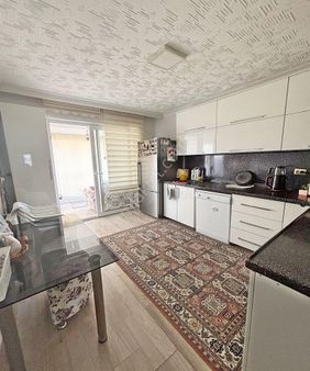 Barıştepe Özkent Orta Okulu Yakını 3+1 Ara Katta Kök Tapulu Dair