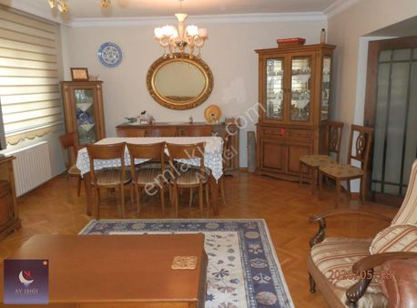 Ayışığından Emlak Konut Sitesinde Geniş 3+1 Satılık Daire