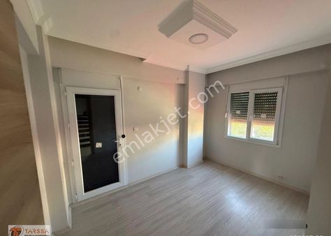 Tarssa Gayrimenkul'den Satılık Dikili'de 4+1 Triplex Villa!