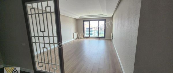 Valentia'dan İnci Life Evlerinde 4+1 Satılık Daire !!!