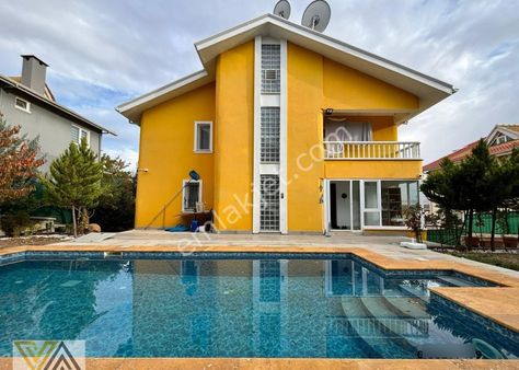 Valentia'dan Çankaya Alacaatlıda Tam Müstakil, Havuzlu 5+2 Satılık Villa !!!