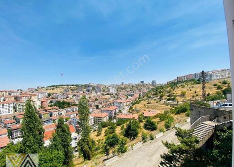 Valentia'dan Seyranbağlarında Manzaralı Ara Katta Satılık 3+1 Boş Daire !!!