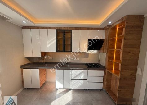 Atanora Vadi'den !!boş!! İlker Cadde Üzeri 3+1 Kombili Katta Ebeveyn Banyolu Ful Yapılı 3+1