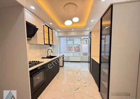 Atanora Vadi'den Lizbon Cad. Üzerinde 3+1 Arakat Manzaralı Süperlüx Yapılı Satılık Daire