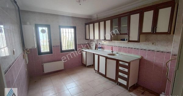 Atanora Vadi'den Trt Panora Yakını İskanlı Balkonlu Manzaralı Boş 2+1