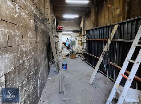 Arnavutköy Merkeze Yakın İslambeyde Yol Kenarı Kiralık Dükkanlar