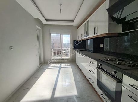 Fevzi Çakmak'ta Katta Tek 3+1 4 Cepheli, Çift Balkonlu Daire