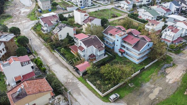 Opima Emlaktan Ocaklarda 250m² Alana Sahip 5+1 Villa Satılıktır