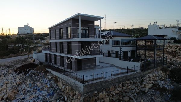 Mersin Erdemli Tırtar Mahallesi’nde Satılık Villa Tarzı Komple Bina