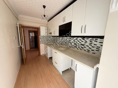 Altın Anahtardan Hastaneler Yakını Orta Katta Güney Fuul Yapılı