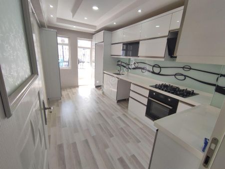 Karapürçek Merkezde 3+1 Ön Cephe Ters Dubleks Köroğlu Parkı Yakını