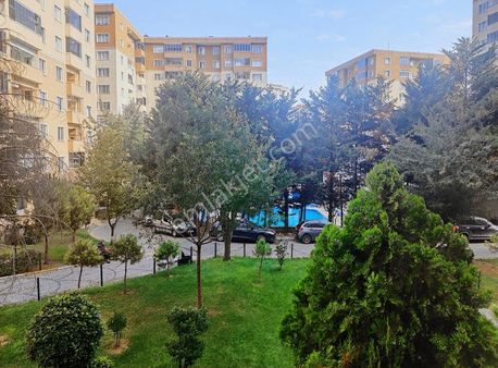 Satılık 3+1 İskanlı Havuz Cephe Merkezi Lokasyonda Daire 150 M2