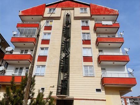 Erol Emlak Tan Agahefendi Mah Satılık 200m2& 6+1daire