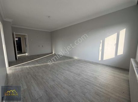 Plevne'de 3+1 Katta Yapılı Ön Cephe Krediye Uygun Fırsat Dairesi