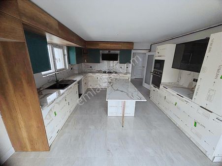 Kuttaş'tan Emsalsiz Ultra Lüks 6+1 İki Katta Girişi Olan Dubleks