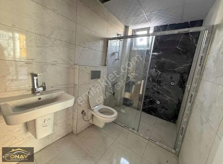 Onay Emlak' Tan Kiralık Geniş 1+1 Sıfır Daire