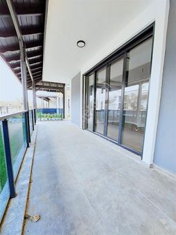 ️güre Ssk'da, Denize 330 M, Yüzme Havuzlu 3+1 Lüks Villa️