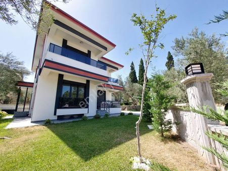 *güre Oteller Bölgesinde*ultra Lüks 7+1 Sıfır Tam Müstakil Villa