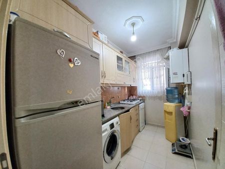 Şeref Emlak Bağcılar Yüzyıl Mah. Satılık 1+1 Daire 2.150.000 Tl