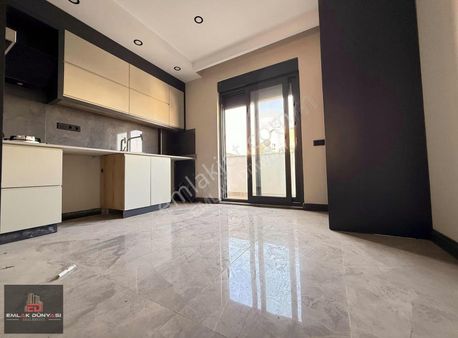 Gençlik Mah. Satılık 4+1 Daire Kapalı Otopark