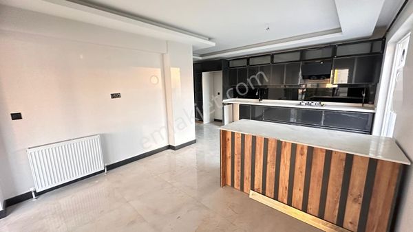 Yeniçimşit Mh 4,5+1 Ütü Odalı - Kilerli - E.banyolu - G.odalı Kaçırılmayacak Daire!!!!!!!!!!!!!!!!!