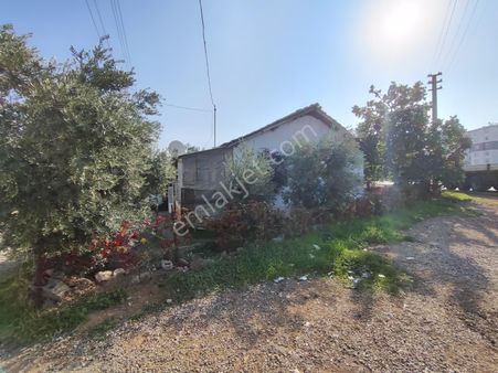 Yatırıma Uygun Kaçırılmayacak Müstakil Ev Hisseli Köşe Parsel