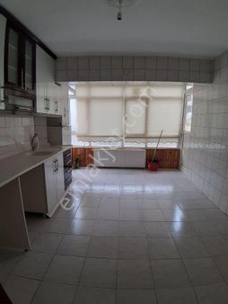 3+1 Bağımsız Salon 2.kat Bakımlı Kiralık Daire Yıldız Emlak'tan