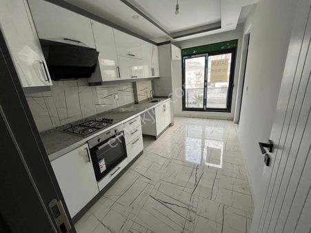 Ayanoğlunda Satılık Köşe Parsel Ara Kat 2+1 Daire