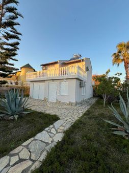 Konaklıda İkamete Uygun Müstakil Villa