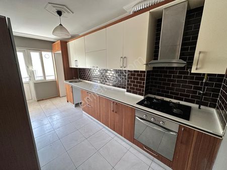 Final Emlak'tan Meşrutiyet Mah. Kiralık 3+1 Arakat D.gazlı Daire