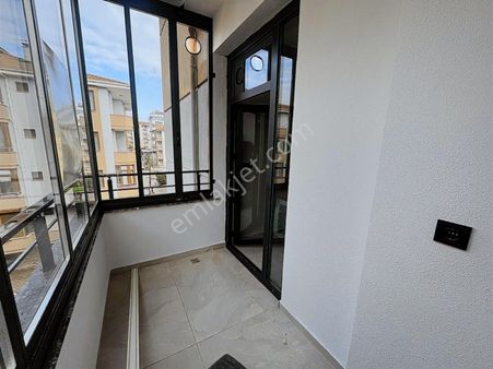 Burhan Erdayı Ortaokul Karşısı Eşyalı Sıfır Kiralık Daire