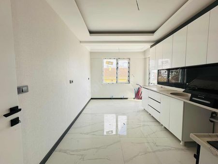 Sarsılmaz'dan Yeşiltepe Mah.3+1 Geniş Kullanışlı Sıfır Daire