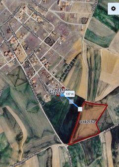 Merkezi Konumda İmarın Dibinde Yatırımlık 1000 Metre Arsa