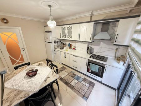 Akçay Utku Emlak'tan Doğalgazlı Satılık Eşyalı 2+1 Lüks Daire