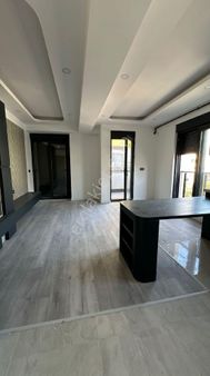 Bahçelievler’de 0 Yaş – Denize 250 M! Üç Cephe 2+1 Yerden Isıtma