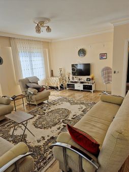 Elmalı Gündoğan'da Bahçeli Satılık Müstakil Villa