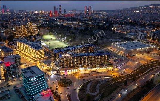 Bornova Avcılar Effect'te Kapalı Teraslı 1+1 Daire, Ofis