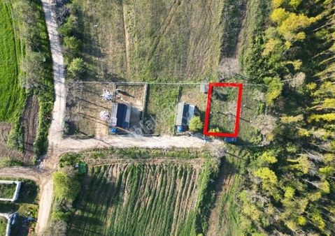 Unçukurunda Göl Manzaları Satılık Tarla