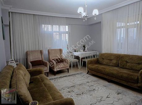 İst K. Çekmece Halkali Merk Mah Satilik Daire 2+1+110 M2 Kat 2