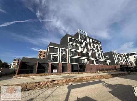 My Garden 1 'de Eşyalı 1+1 Satılık Daire