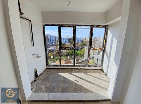 Seyrek Meydanda Satılık 1+1 Fırsat Ferah Daire