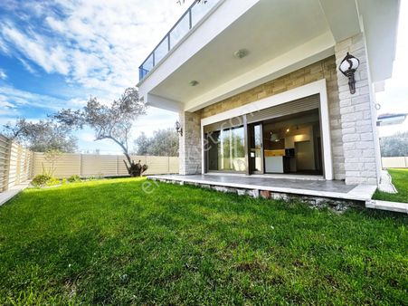 Ayanoğlundan 110 M² Taban Oturumlu 250 M² 4+1 Satılık Villa