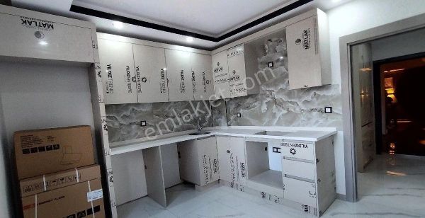 Ayanoğlu Mqh. Satılık Ara Kat Sıfır 2+1