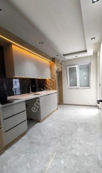 Ayanoğlu Mah. Satılık Ara Kat 2+1