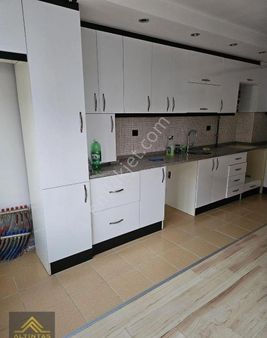 Selçukbeyde Kıralık Arakat Daıre