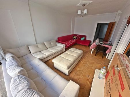 Şafaktepe'de Dikimevine Yürüme Mesafesinde Katt Full Eşyalı 2+1 Kiralık