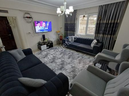 Atatürk Mahallesi’nde Satılık Yeni Bina On Yıllık Bahçe Katı 4 + 1