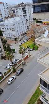 Yalı Caddesinde Havuzlu Sitede 3+1 Kiralık Daire