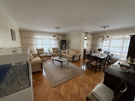 Bilgen Vatan'dan Aktepe Merkez Otobüs Son Durağında 1. Kat Ön Cephe Satılık 4+1